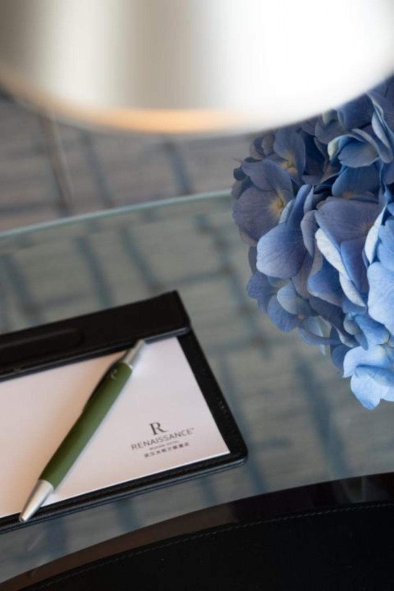 Renaissance Wuhan Hotel Dış mekan fotoğraf