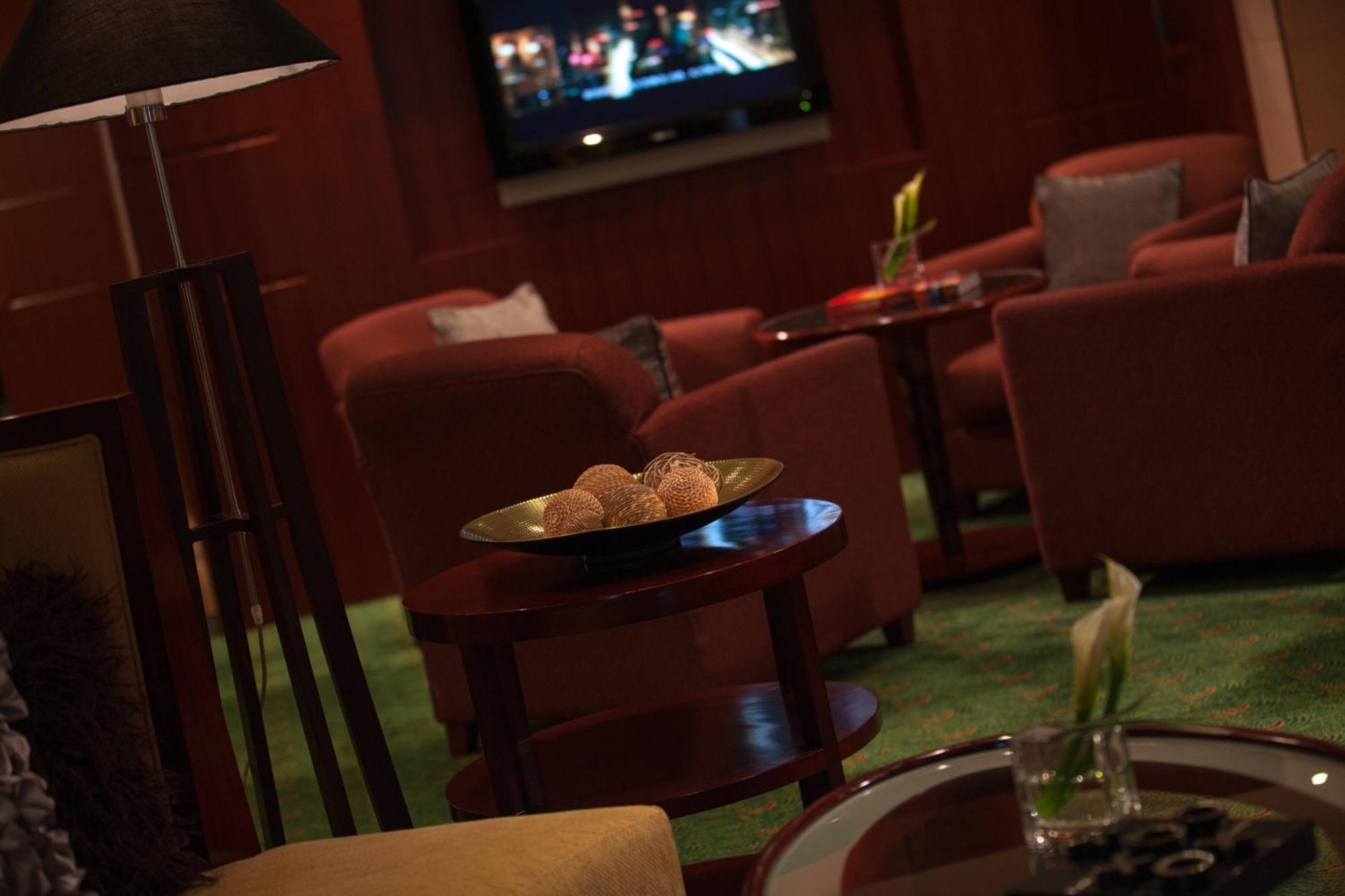 Renaissance Wuhan Hotel Dış mekan fotoğraf